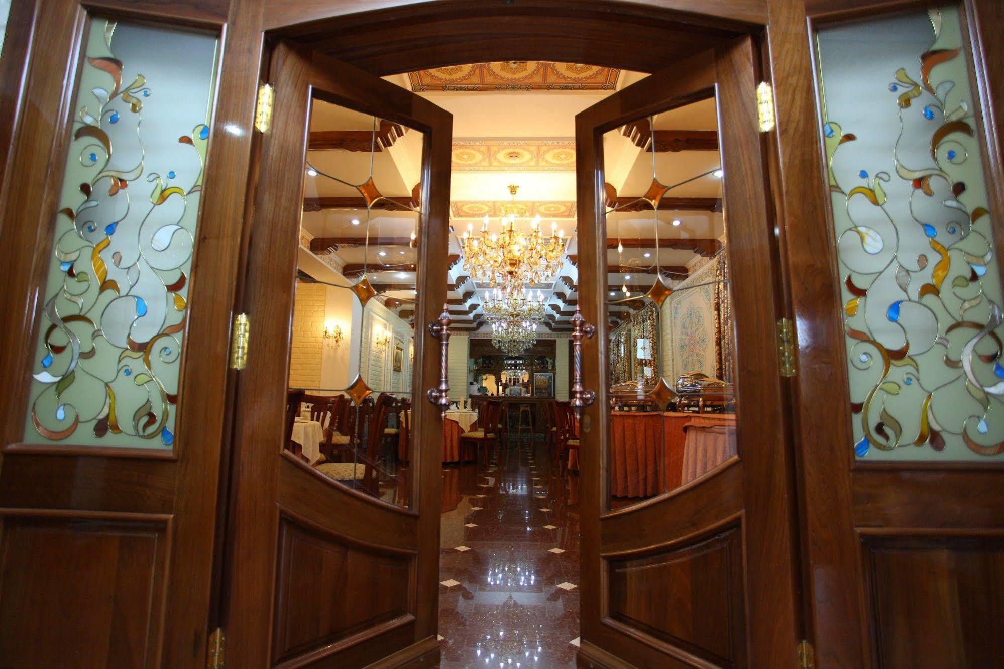 Hotel Grand Samarkand Superior - A Exterior foto